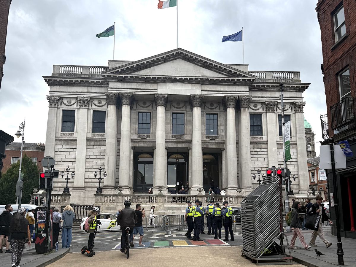 El Ayuntamiento de Dublín (Dublin City Hall), con su fachada neoclásica